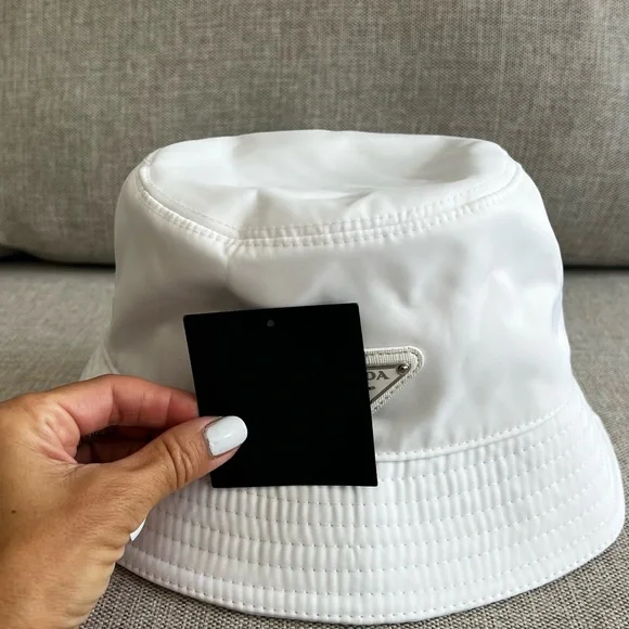 Fashion  White Bucket Hat - Picture 3 of 12